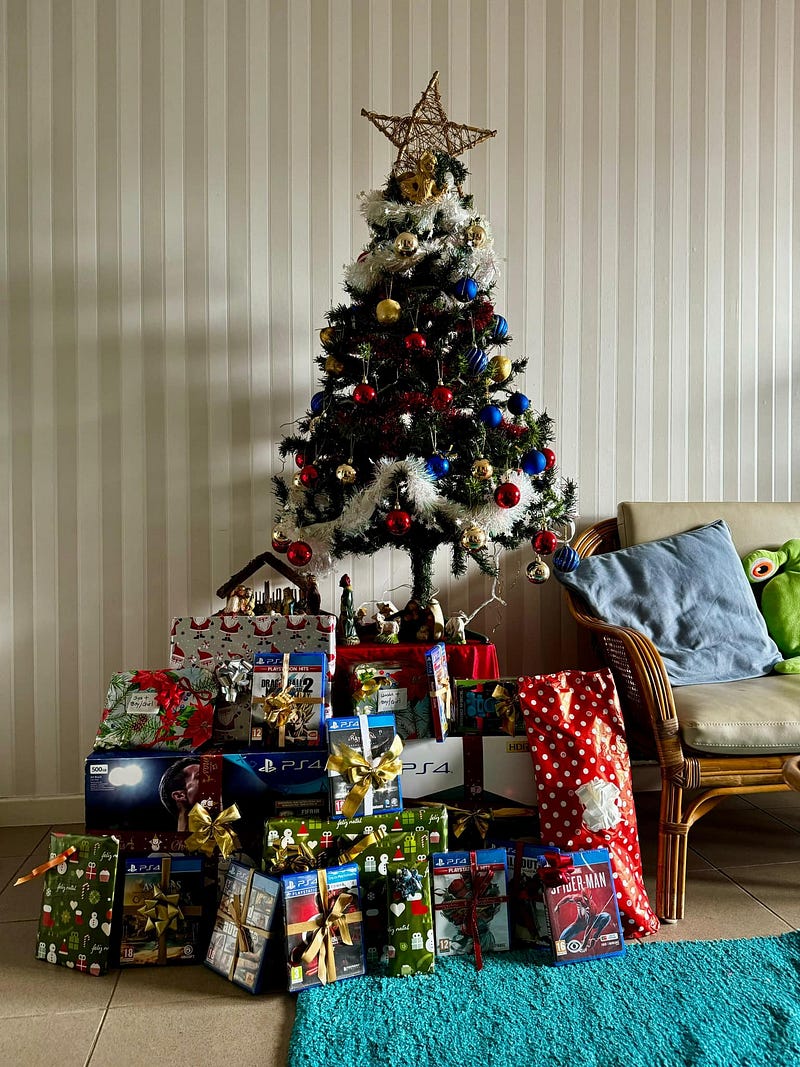 Madeira Friends buy playstation games for local NGO that supports kids and families with cancer for…