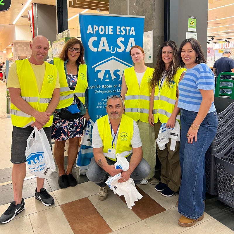 Madeira Friends join CASA for food drive at Pingo Doce