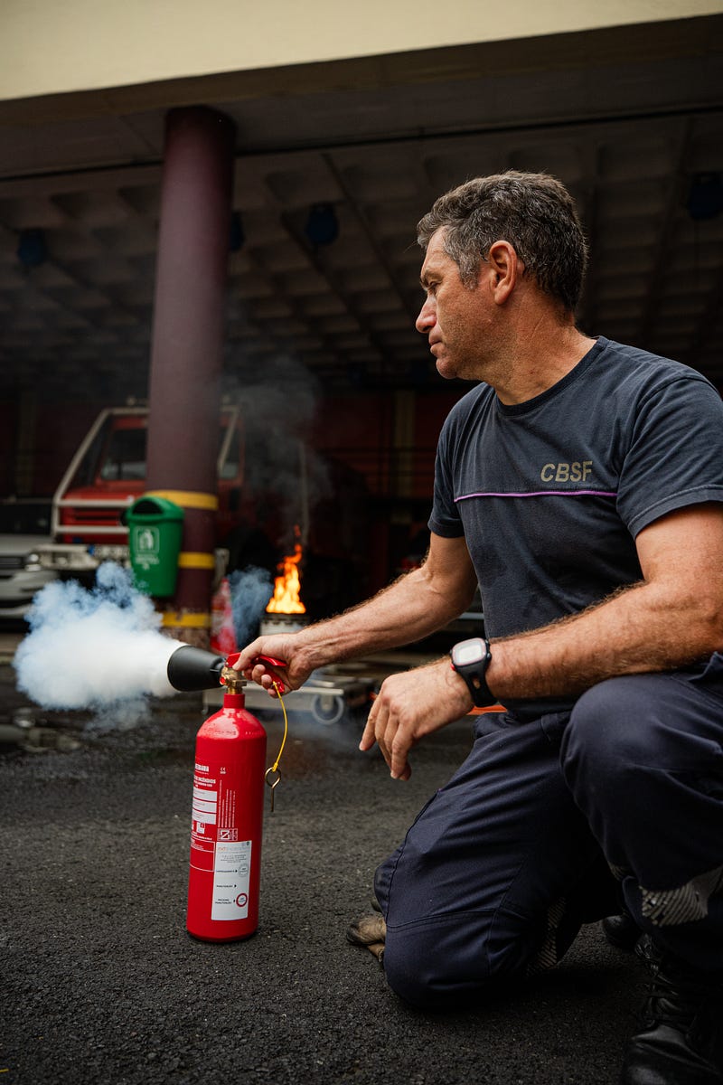 Madeira Friends visit Municipal Fire Funchal