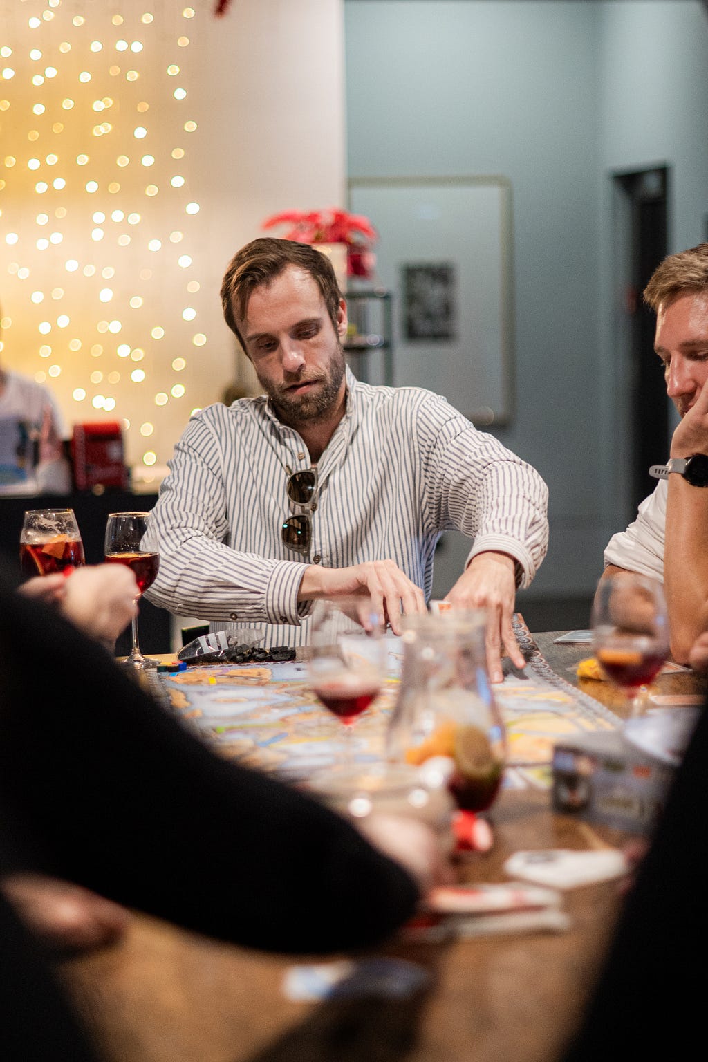 No one should spend Christmas alone: Five years of “No_mad Alone” on Madeira Island